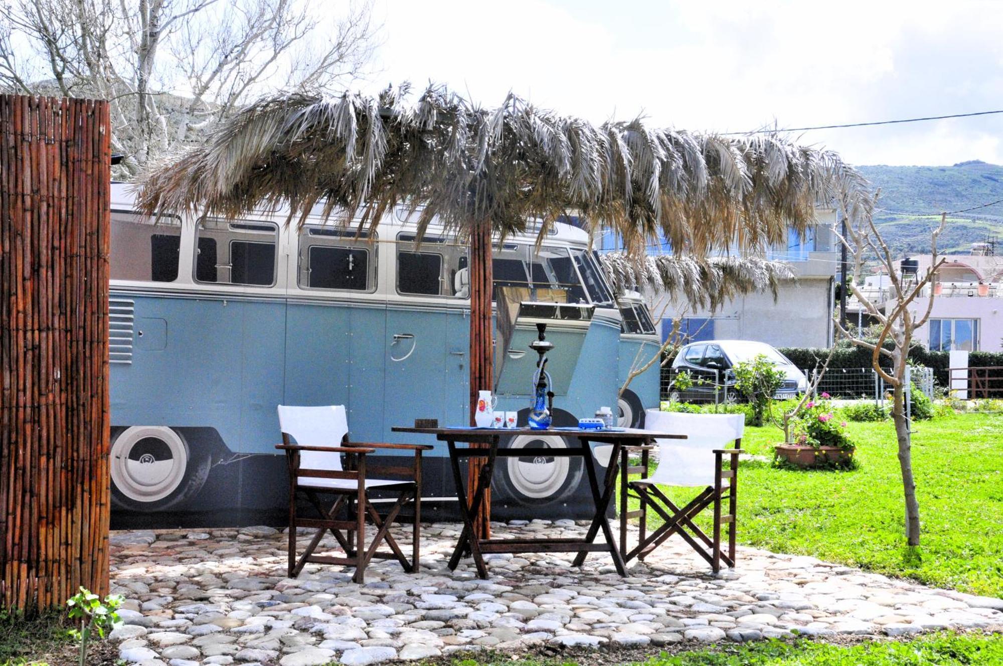 Farma Cornelia Hippie Magic Bus