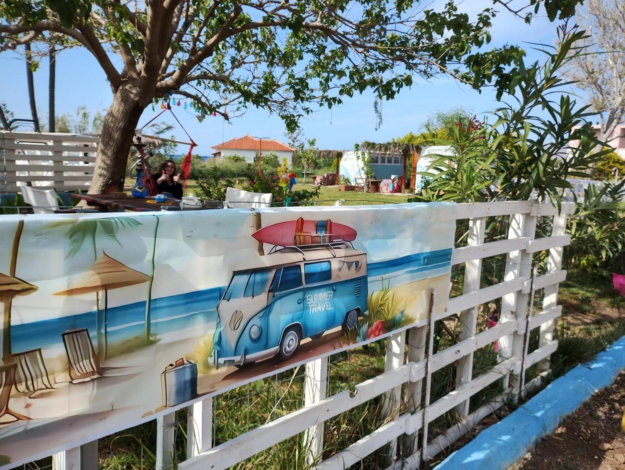 Farm stay Cornelia Hippie Magic Bus Kissamos