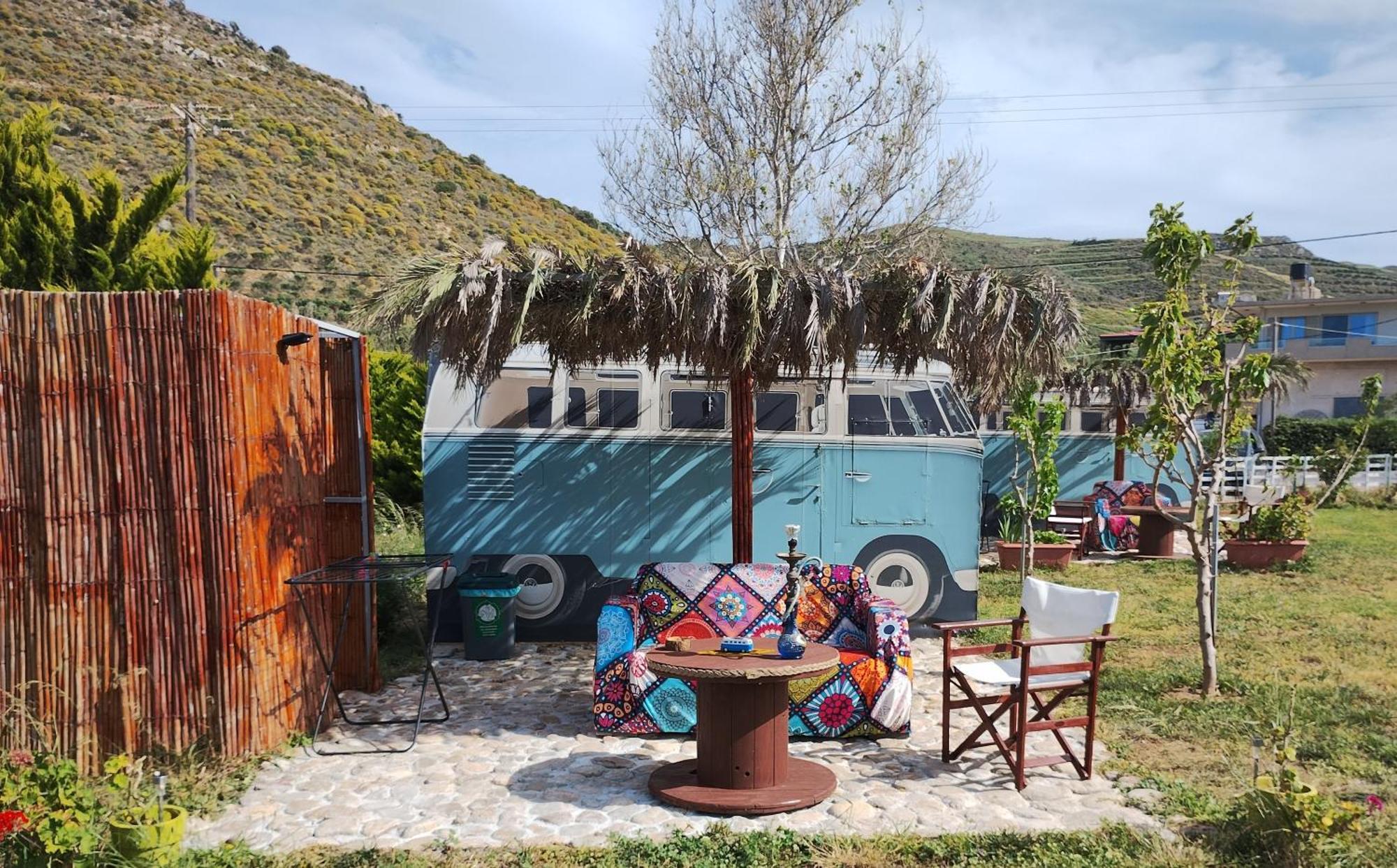 Cornelia Hippie Magic Bus * Κίσσαμος