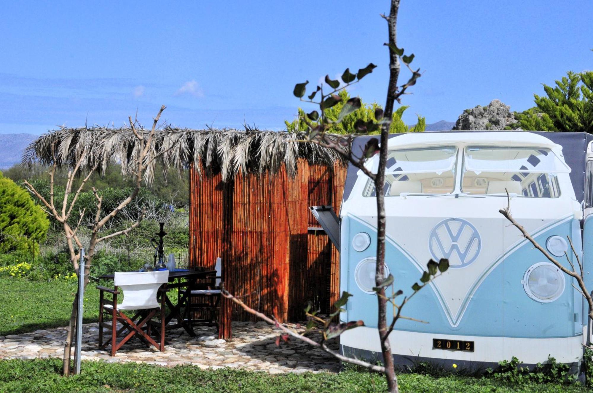 Cornelia Hippie Magic Bus Bauernhof Kíssamos
